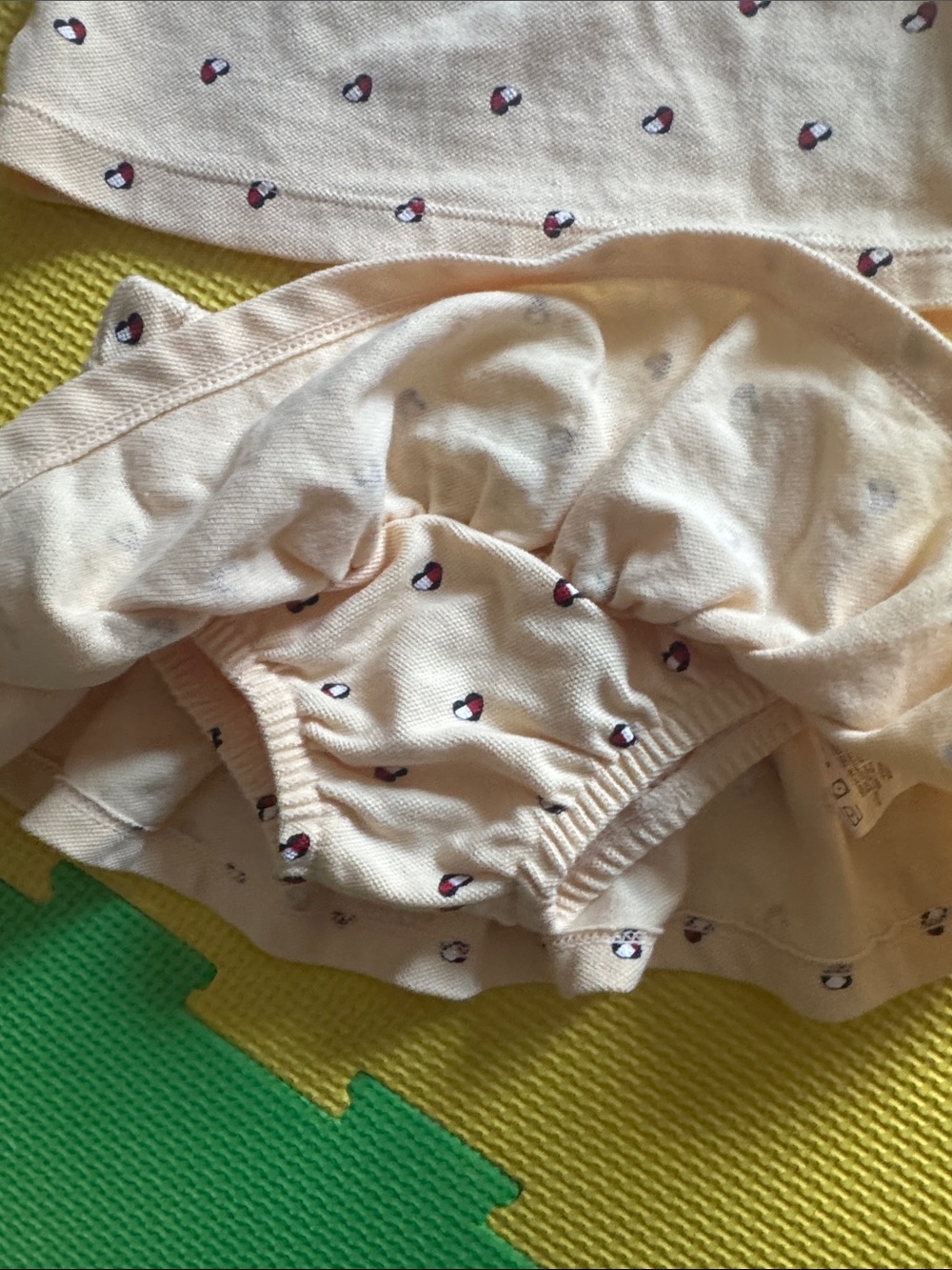 Tommy Hilfiger Cream Baby Tee with Red & Navy Trim - Picture 3 of 3
